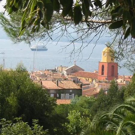 6p Dans Un Parc Residentiel Dans Le Golfe De Saint Tropez * גאסה